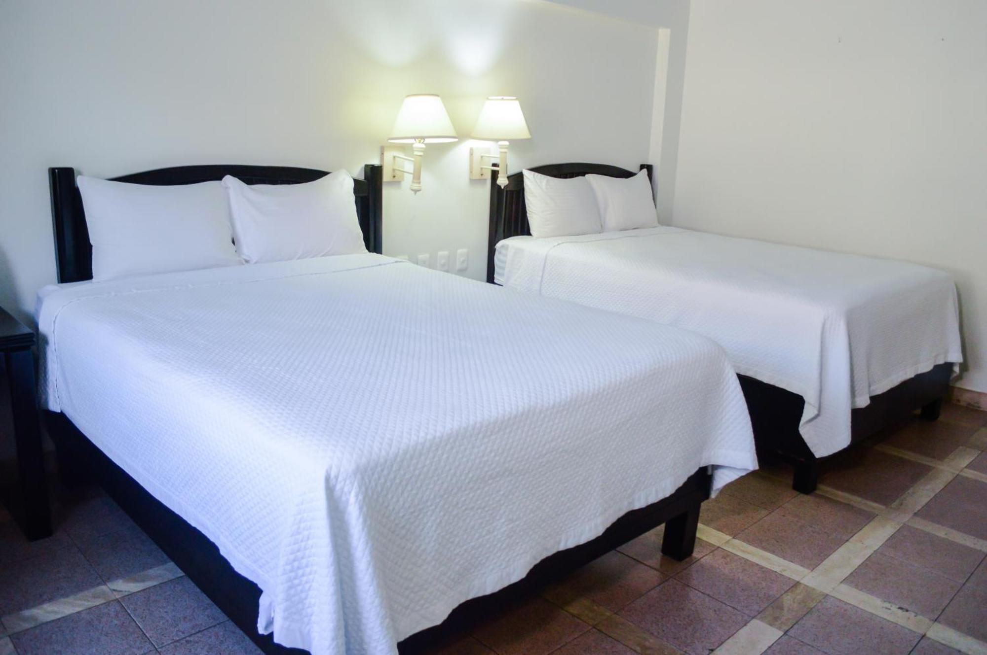 Armida Express Hotel Guaymas Eksteriør billede